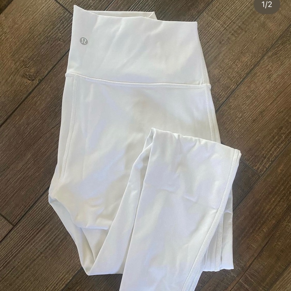 LuluLemon Wunder Train High Rise 28” Leggings